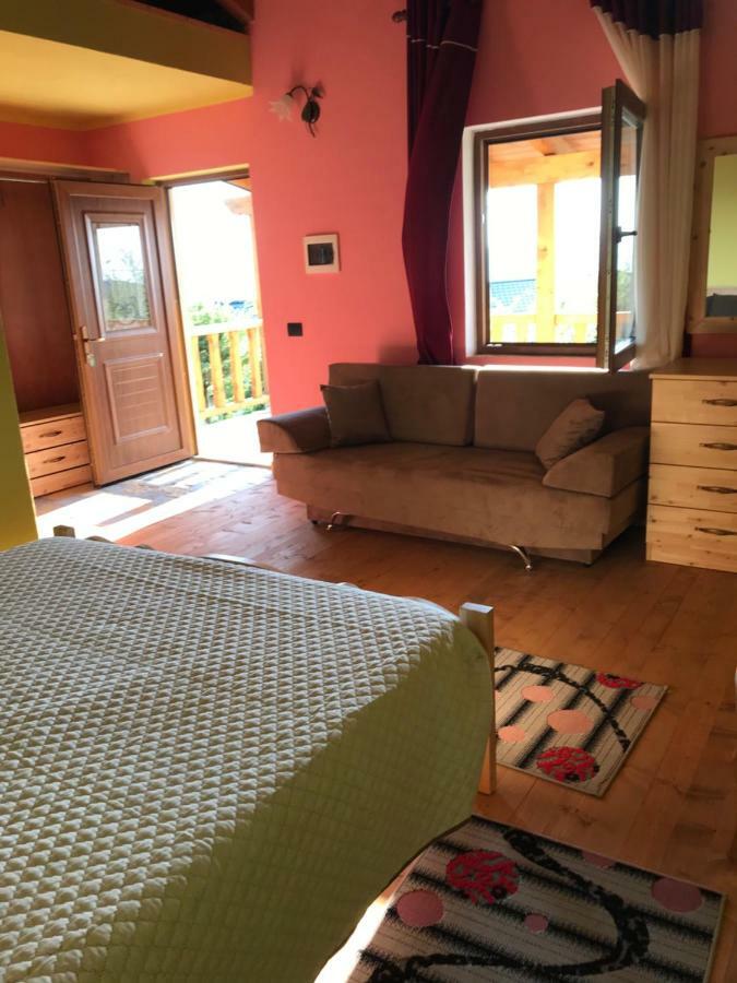 Hani I Leks Agroturizem Lezhë Buitenkant foto
